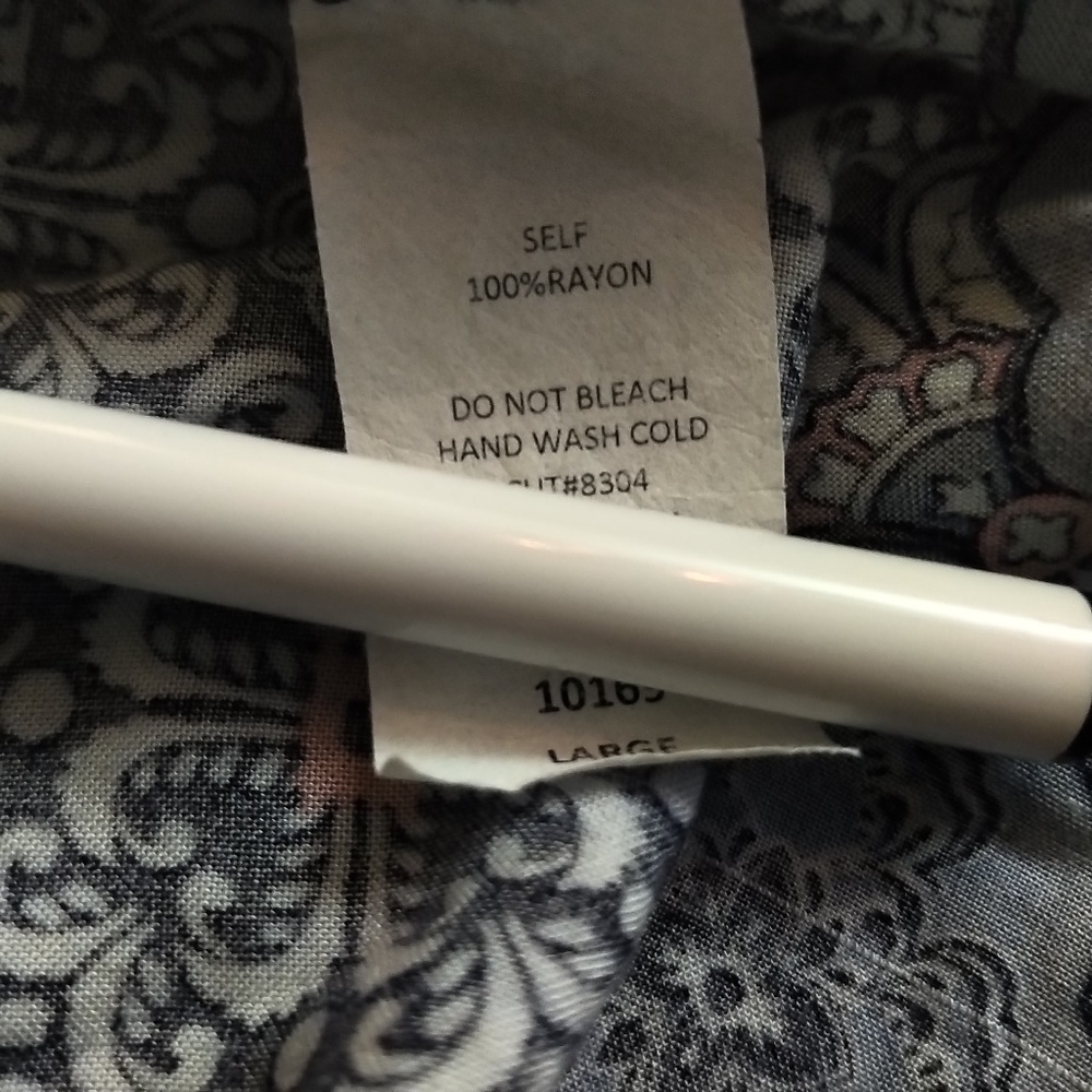 Andree Tunic Blouse Like New L - Picture 5 of 5